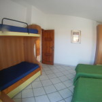 Room four beds
